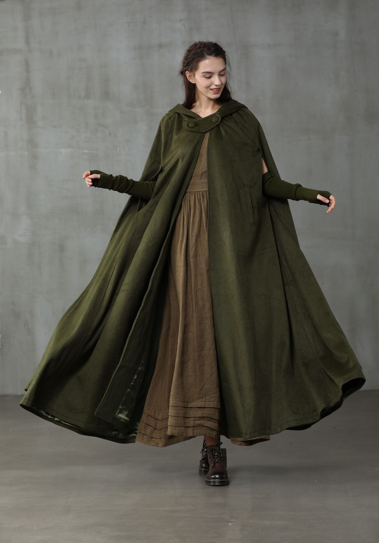 Jomastyle Maxi Hooded Wool Cape Cloak