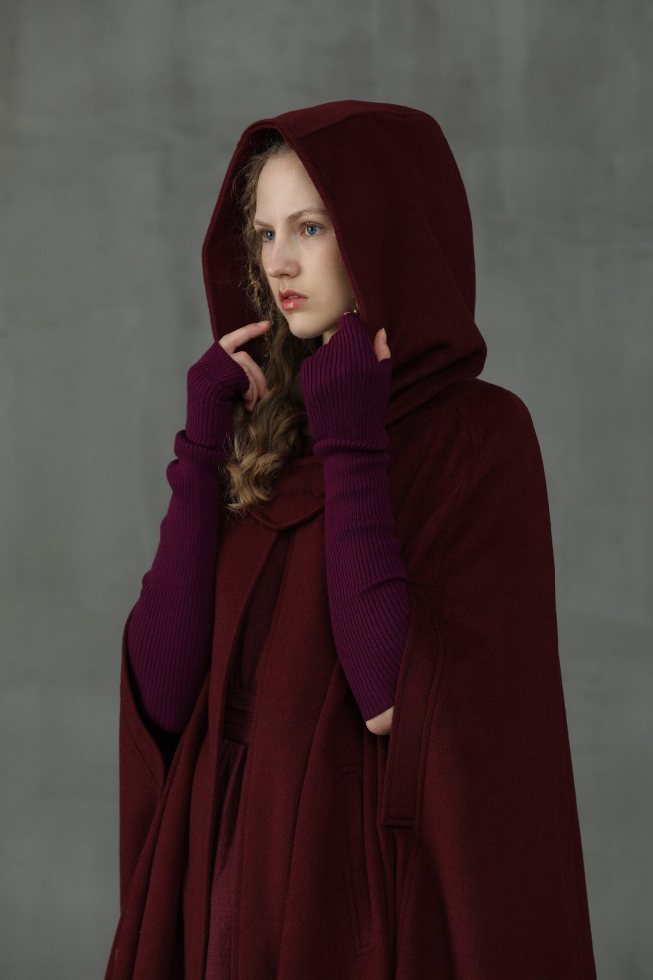 Jomastyle Maxi Hooded Wool Cape Cloak