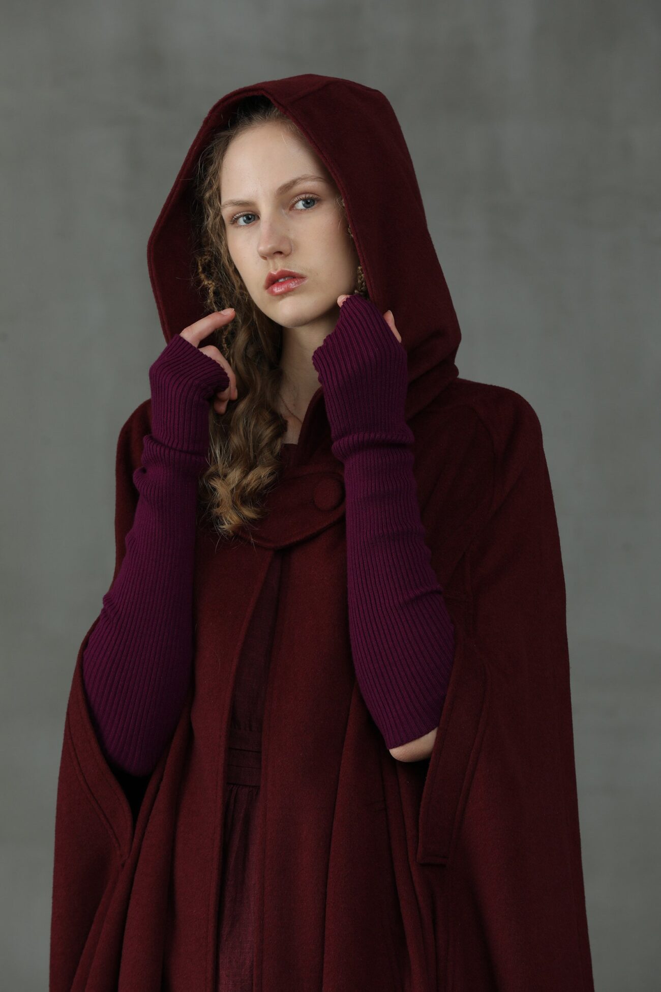 Jomastyle Maxi Hooded Wool Cape Cloak